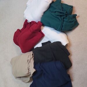 Lot Of 7 Gently Used snuggles petfect condition Green Red White Blue